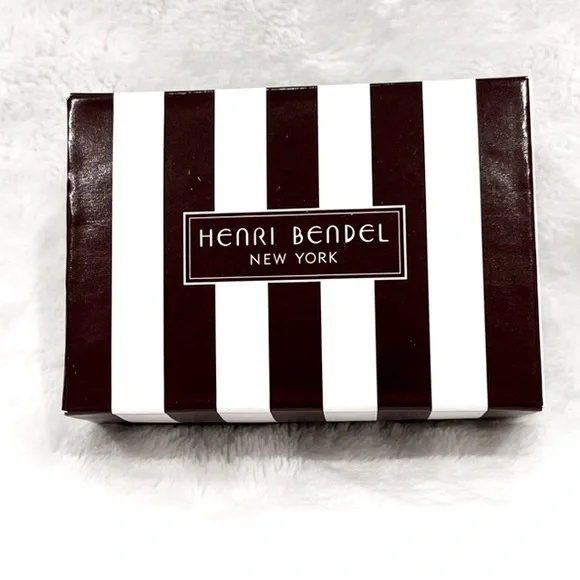 Henri Bendel Jet Setter Beige Padlock Chunky Chain Bracelet W/ Box/Dusty NWT - Picture 8 of 9